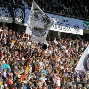 Tribune tijdens Heracles-Emmen