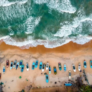 ToF Behang strand boven aanzicht met bootjes