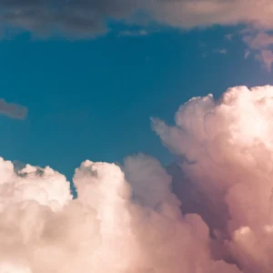 ToF Behang wolken roze met blauwe lucht