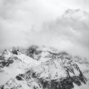 ToF Fotobehang zwart-wit bergen in de sneeuw
