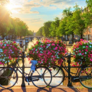 ToF Fotobehang Amsterdam, gracht in de stad