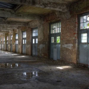 ToF Fotobehang industrieel hal met oude ramen